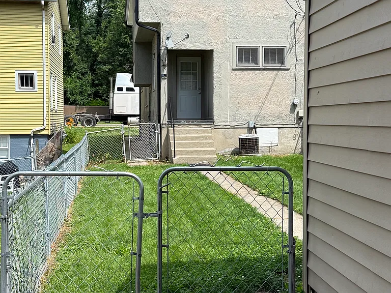 2267 Dixie Hwy — Photo 15
