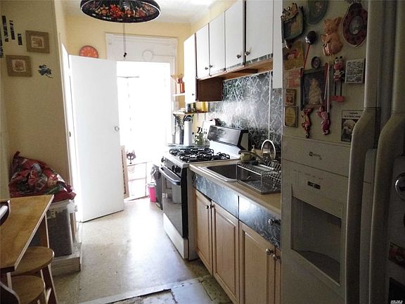 4th image of 8770 109th St