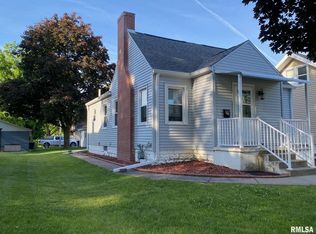 528 21st Ave, Moline, IL