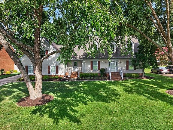 2nd image of 1416 Pine Grove Ln