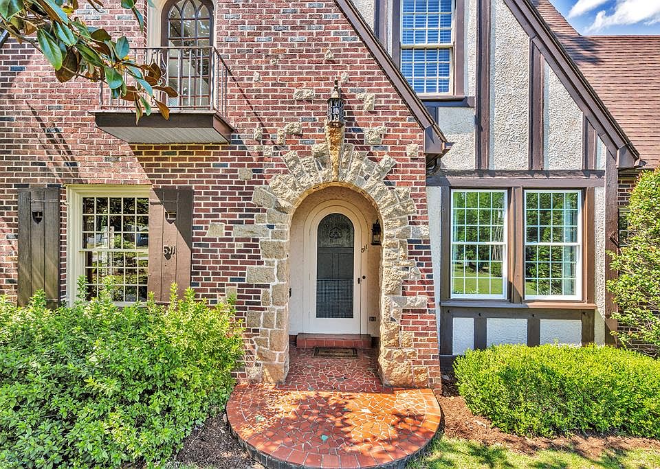 511 Cambridge Ave E, Greenwood, SC 29646 Zillow