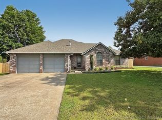 505 Magnolia St, Tahlequah, OK 74464