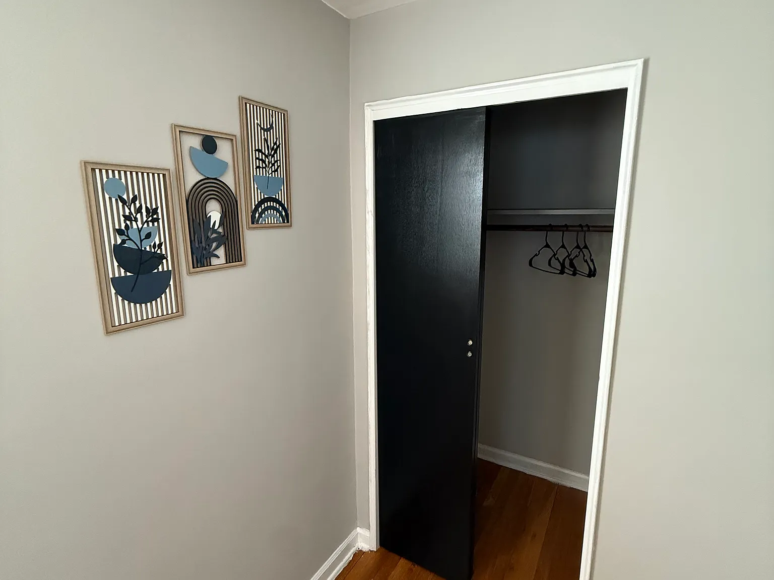 3 bed, 1700 sqft, $4,500 — Photo 4