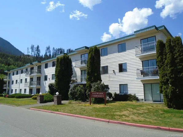 611 Macmillan Dr #205, Sayward, BC V0P