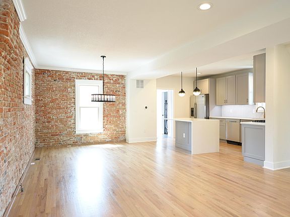 2nd image of 2607 N Vine St
