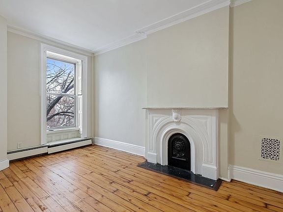 3rd image of 172 Lafayette Ave Floor 4
