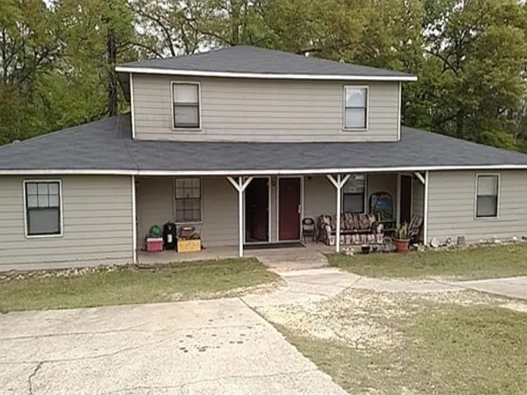 2045 Lee Road 235 — Photo 10