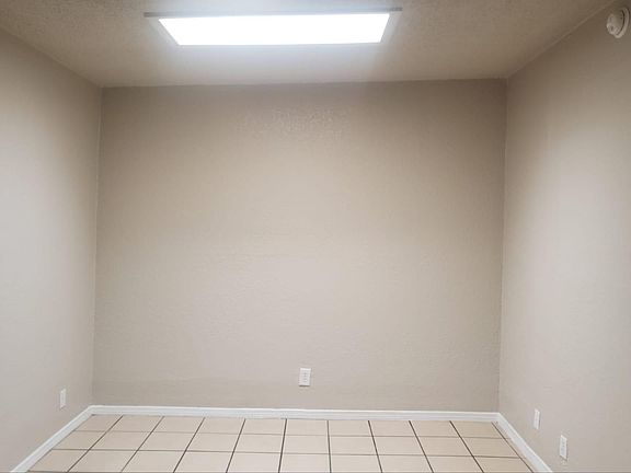 3rd image of 4510 Arlen Ave #254
