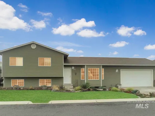 1830 Birch Dr, Lewiston, ID 83501