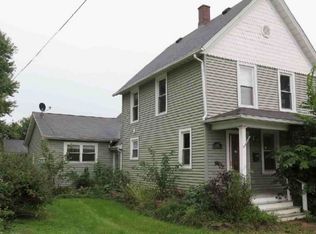 420 S Spring St, Geneseo, IL 61254