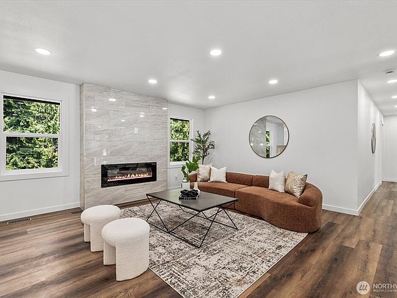 5th image of 4103 204th Avenue NE