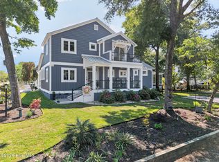 3505 E Yacht Dr, Oak Island, NC 28465
