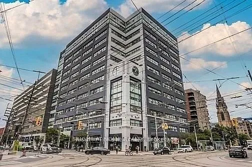 700 King St W #813 — Photo 16