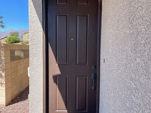3rd image of 92 Aurelia Ave