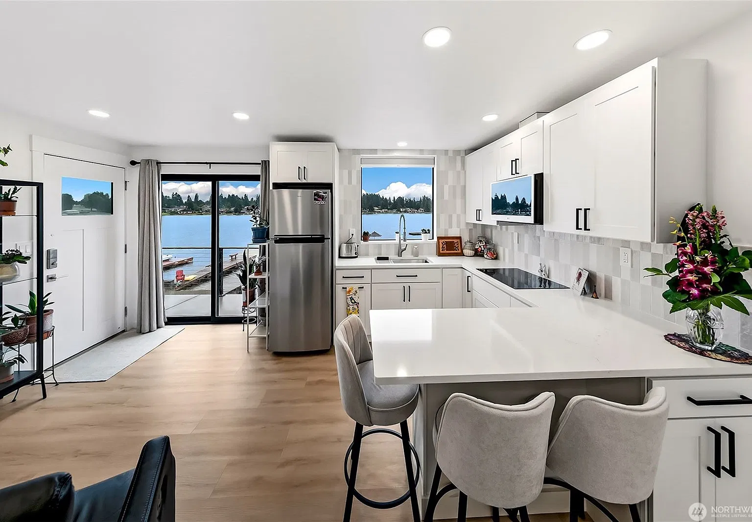 1 bed, 725 sqft, $2,600 — Photo 4