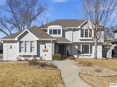16222 Oak Cir, Omaha, NE, 68130