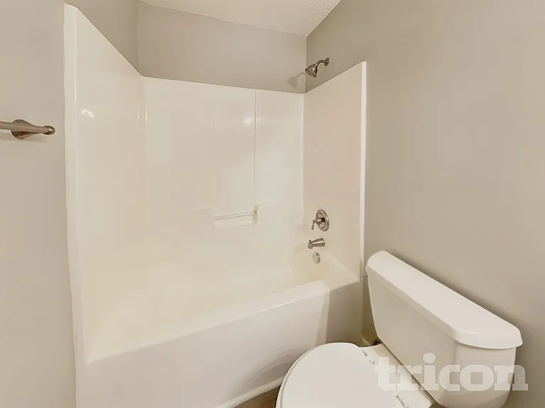 408 Walking Ln — Photo 12