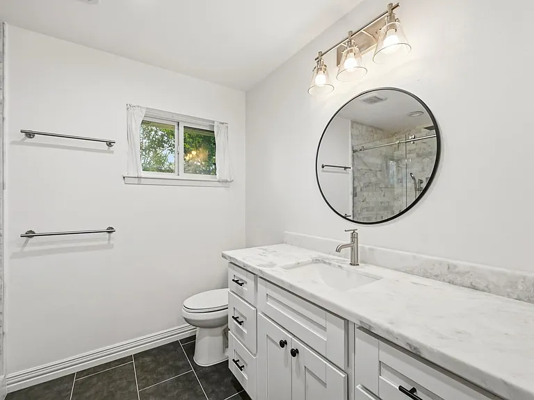 6131 Yarwell Dr — Photo 31
