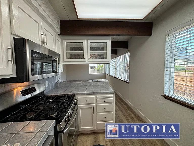 212 Treasure Island Dr — Photo 36