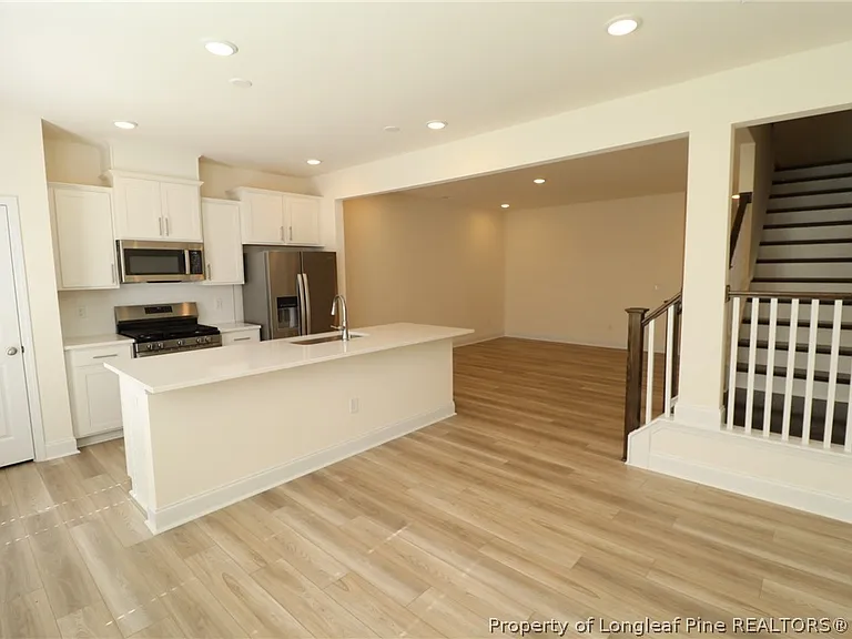 917 Kensley Grove Ln — Photo 21