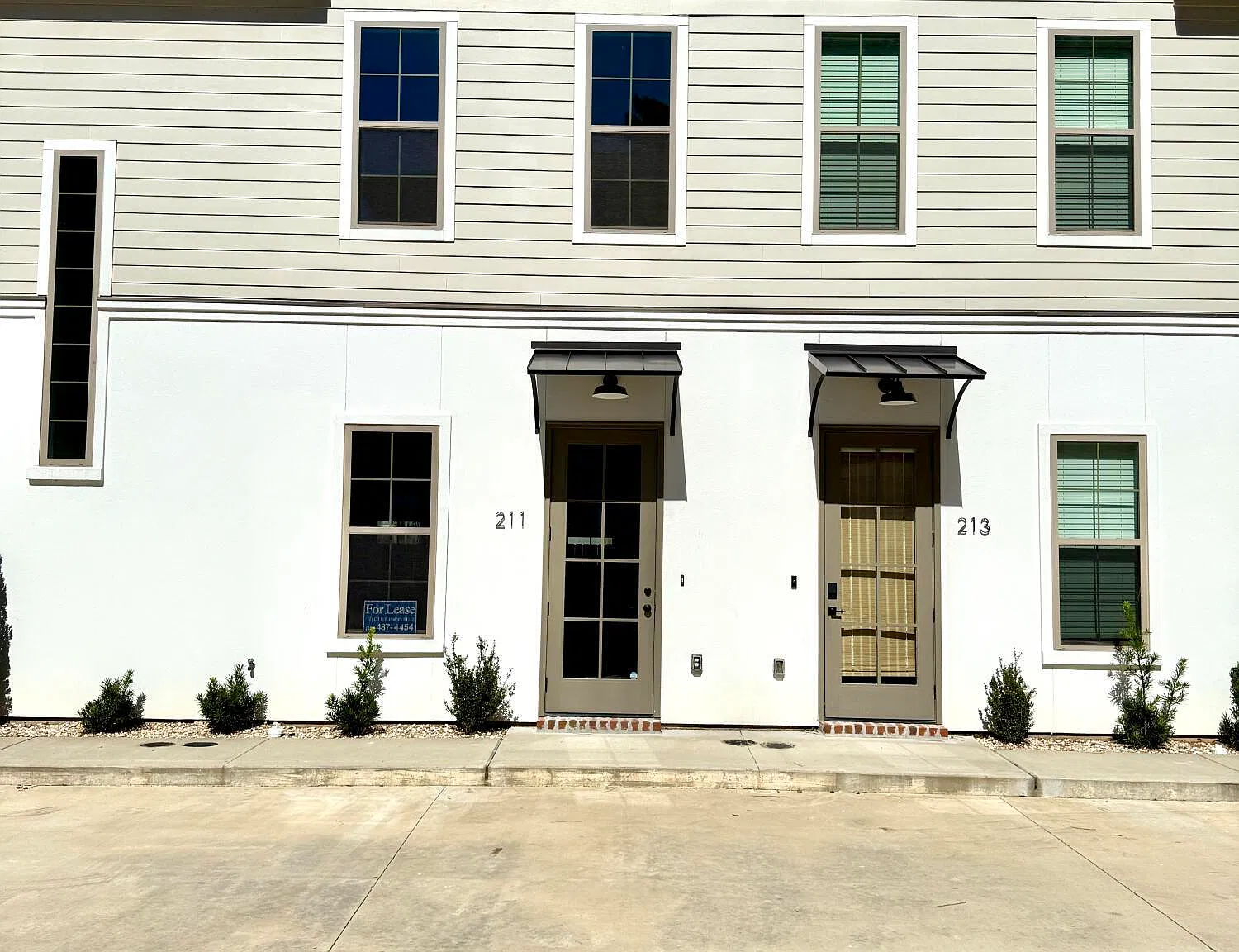 2 bed, 2.5 bath, 1060 sqft, $2,250 — Photo 1