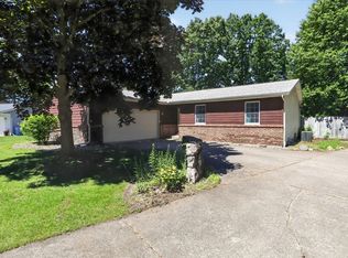 56800 Bow Dr, Three Rivers, MI 49093