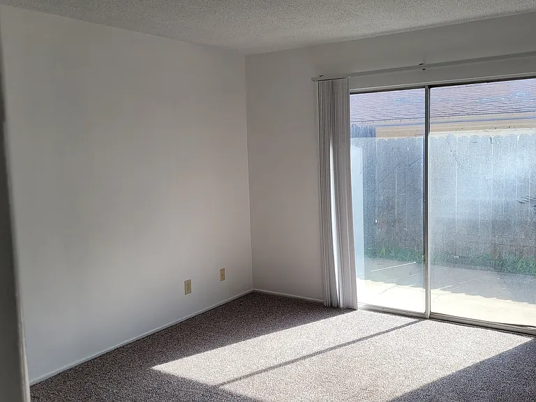 719 Wedgewood Ave #B — Photo 7