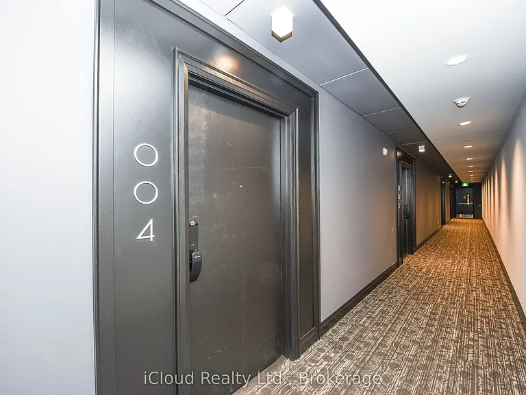 95 Dundas St W #4 — Photo 17