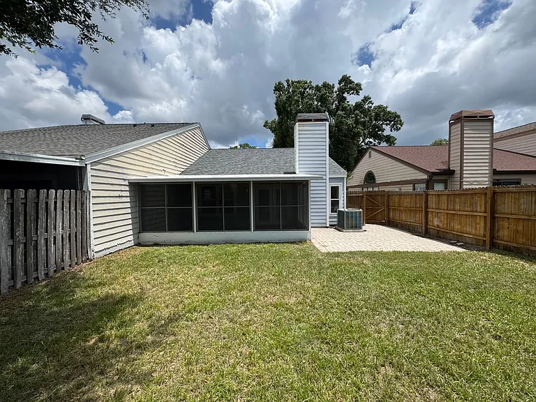 3117 Bridgeford Dr — Photo 22