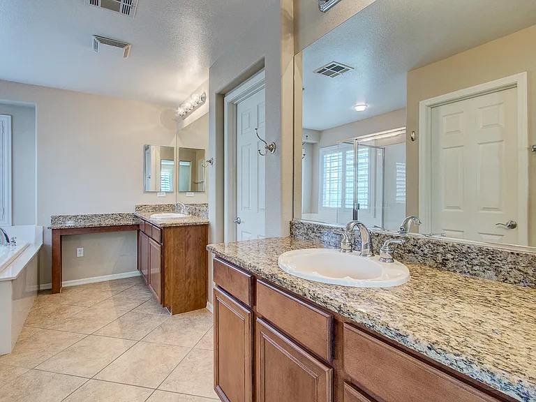 960 Contadero Pl — Photo 22