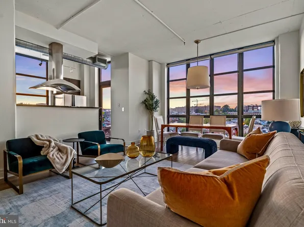 2020 12th St NW APT 703, Washington, DC 20009