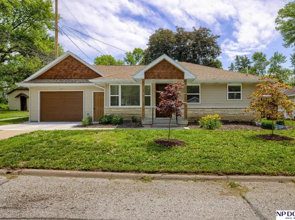 640 Locust St, Syracuse, NE 68446