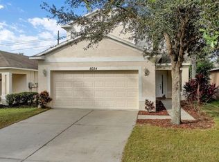 8034 Carriage Pointe Dr, Gibsonton, FL 33534