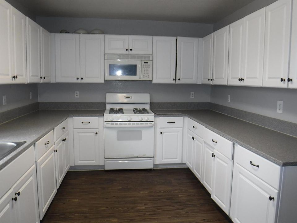 1st image of 6522 Del Playa Dr #B