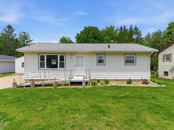 4167 North Ave, Waterloo, IA 50702