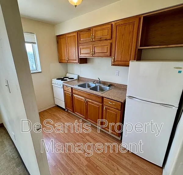 816 Perry Hwy #29 — Photo 8