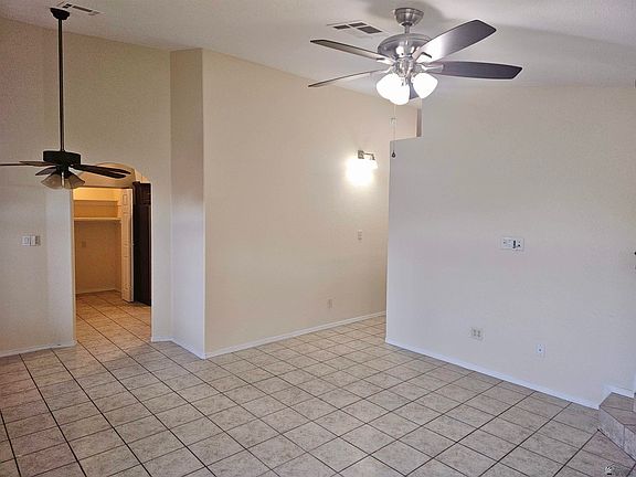 3rd image of 1742 E Udall Ln