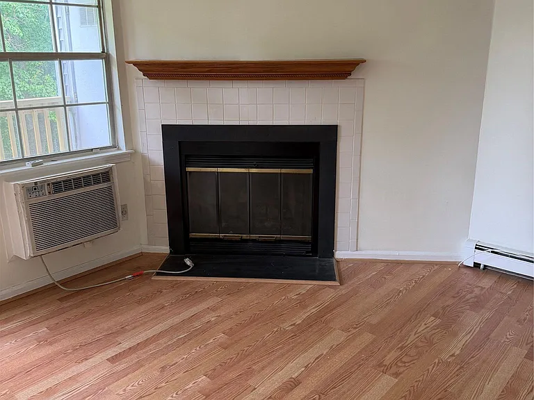 2 Lexington Hl #10 — Photo 27