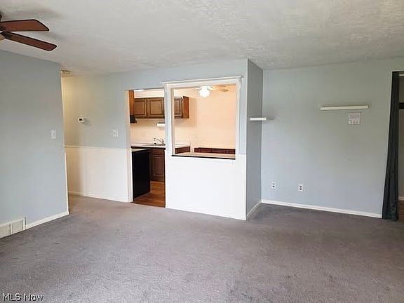 5th image of 9660 Cove Dr Unit F16