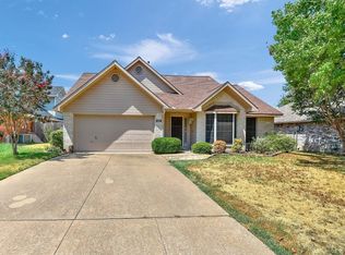 1936 Timberline Ln, Sherman, TX 75092