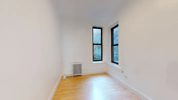 Rented by Bond New York | media 15