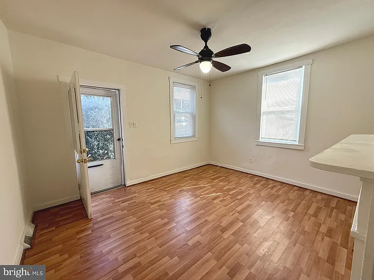 3632 Ash St — Photo 2