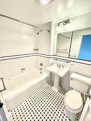 Rented by Addison Property Group