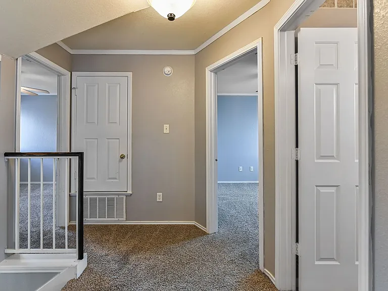 4600 Donegal Bay Ct — Photo 16