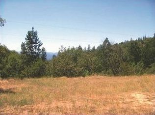 1946 NW Sunview Pl, Grants Pass, OR 97526