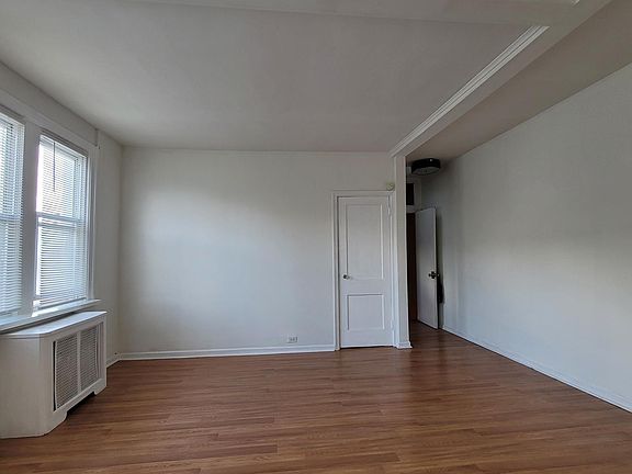 4th image of 2553 E Ann St Floor 2