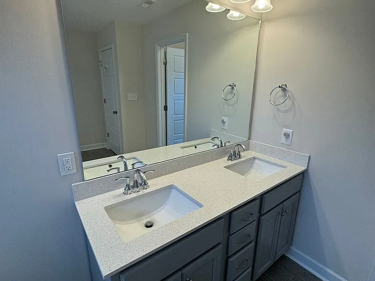 4716 Scenic Pines Dr — Photo 24