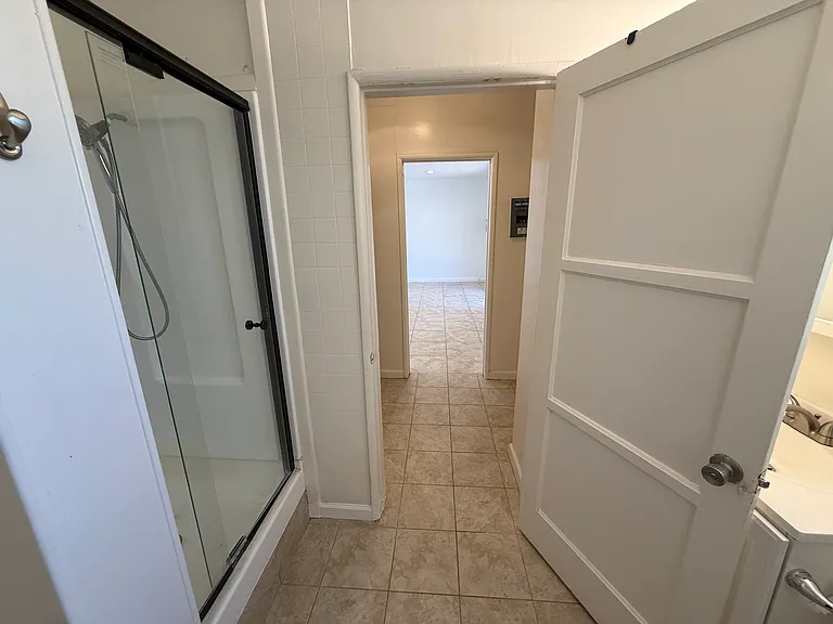 4285 1/2 Mobley Ave — Photo 12