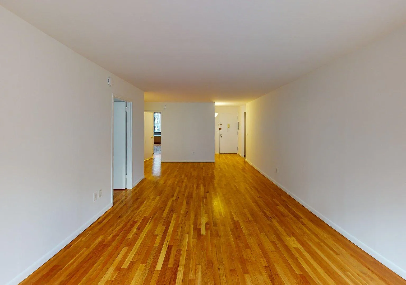 121 Reade Street — Photo 4