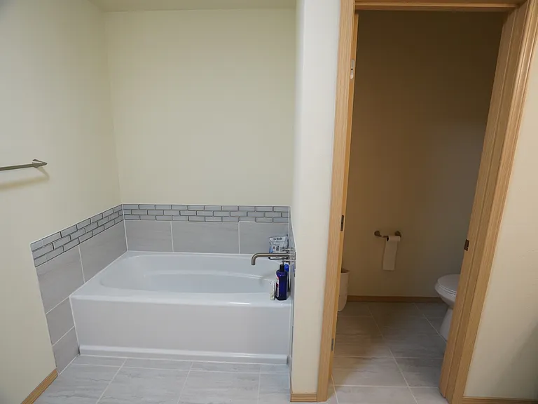 1108 Daffodil Ave NE — Photo 33
